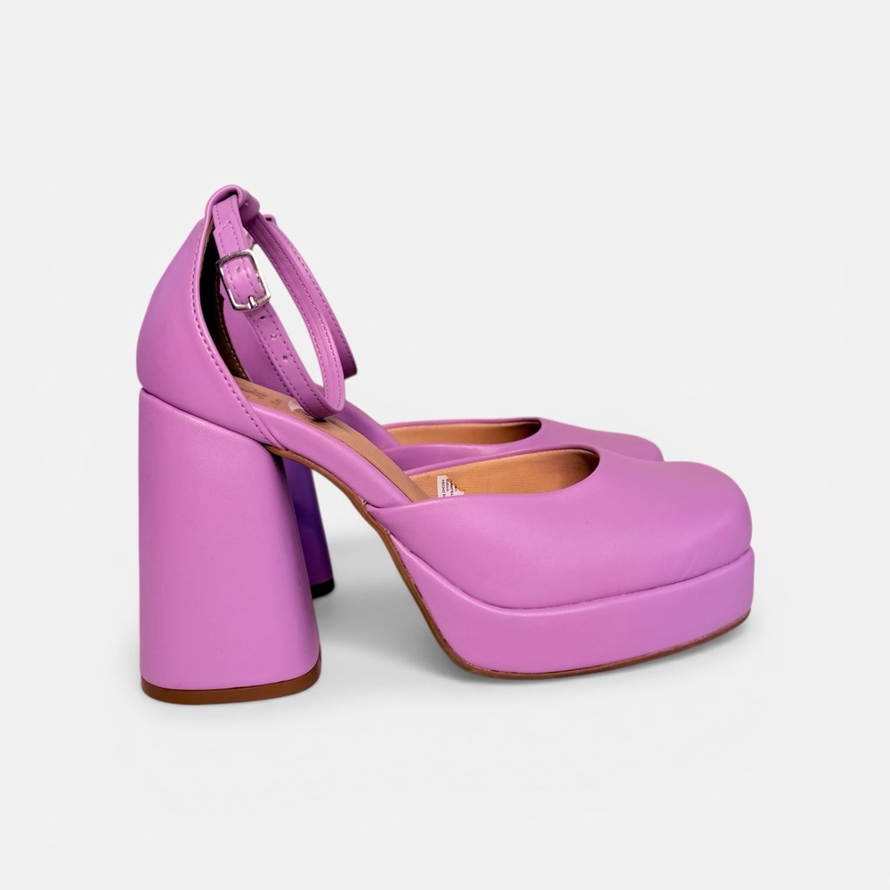 Bata purple chunky high heel sandals